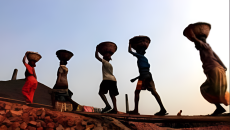 শ্রমিকদের অধিকার আদায়ের মহান মে দিবস আজ