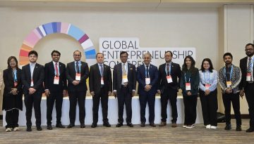 গ্লোবাল অ্যান্ট্রেপ্রেনারশিপ কংগ্রেসে ড. সবুর খানের নেতৃত্বে বাংলাদেশের ২০ সদস্যের প্রতিনিধি দল