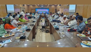 জেলা আইনশৃঙ্খলা কমিটির সভায় রাজশাহীর আইনশৃঙ্খলা পরিস্থিতি নিয়ে উদ্বেগ প্রকাশ