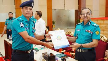 ডিএমপিতে মে মাসের অপরাধ সভায় শ্রেষ্ঠ হলেন যারা