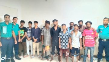 মোহাম্মদপুরে বিশেষ অভিযানে পেশাদার ছিনতাইকারীসহ ১৩ জন গ্রেফতার