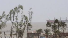 ৭ জেলায় ঝড়ের আভাস, নৌবন্দরে ১ নম্বর সতর্ক সংকেত