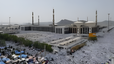 পবিত্র হজ আজ, লাব্বাইক ধ্বনিতে মুখরিত আরাফাত ময়দান