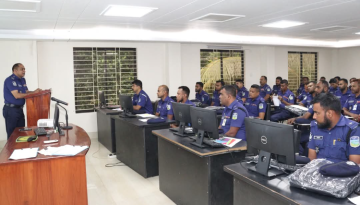 শেরপুরে দক্ষতা উন্নয়ন প্রশিক্ষণ কোর্সের উদ্বোধন করলেন পুলিশ সুপার আমিনুল ইসলাম