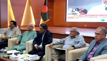 প্রধানমন্ত্রীর মেয়াদকাল নিয়ে তিন দল ছাড়া সবাই একমত: আলী রীয়াজ