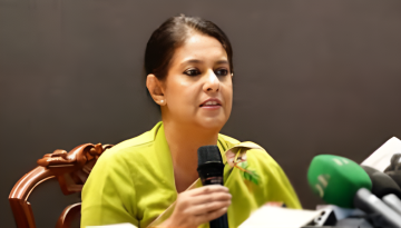 মেয়াদোত্তীর্ণ গাড়ি পর্যায়ক্রমে তুলে নেয়া হবে: উপদেষ্টা রিজওয়ানা