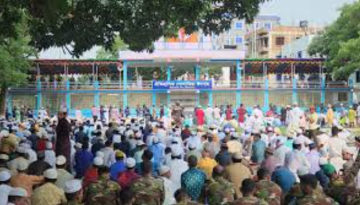 ঐতিহাসিক শোলাকিয়া ঈদগাহে ঈদের জামাত অনুষ্ঠিত