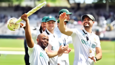 টেস্ট চ্যাম্পিয়ন দক্ষিণ আফ্রিকার সেলিব্রেশন চলছেই