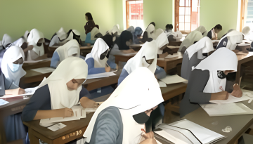 সারাদেশে একযোগে এইচএসসি ও সমমানের পরীক্ষা শুরু