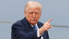 ট্রাম্পের ‘অস্বাভাবিক’ বিবৃতি, জরুরিভিত্তিতে তেহরান খালি করার নির্দেশ