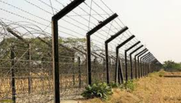 দিনাজপুর সীমান্ত দিয়ে ১৫ জনকে পুশইন করল বিএসএফ