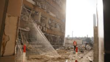 ইরানি মিসাইল হামলায় বিধ্বস্ত ইসরাইলি হাসপাতাল