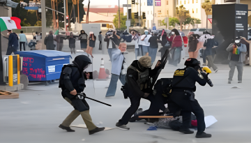 লস অ্যাঞ্জেলেসে মেরিন সেনা পাঠাচ্ছেন ট্রাম্প