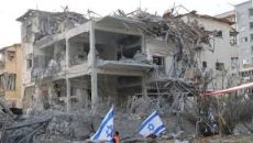 ইরানের ক্ষেপণাস্ত্র হামলায় ইসরায়েলের দুই শহরে ব্যাপক ক্ষয়ক্ষতি