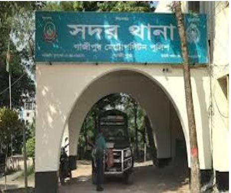 গাজীপুরে পুলিশের ওপর চাঁদাবাজদের হামলা গ্রেপ্তার ৪