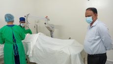 ফরিদপুরে বিনামূল্যে চোখের ছানি অপারেশন