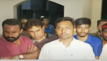 খুলনায় পৌঁছেছে এনসিপি নেতারা, রাত ৯টা ৩০ মিনিটে সংবাদ সম্মেলন