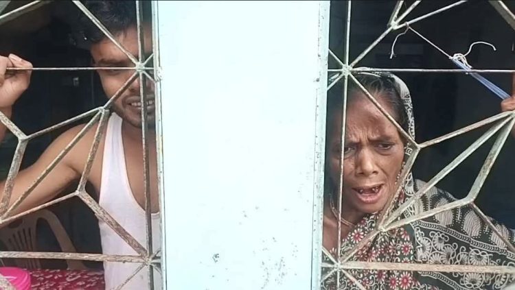ঘর ভাড়া পরিশোধে বিলম্ব: মা-ছেলেকে ঘরে আটকে রাখলেন বাড়িওয়ালা