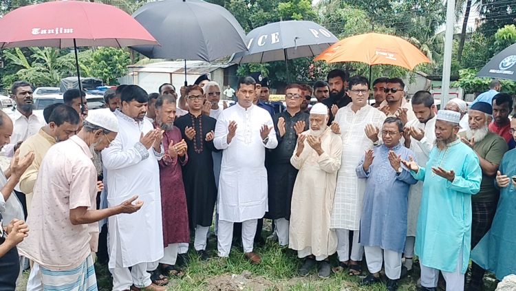 নারায়ণগঞ্জে ‘জুলাই শহীদ স্মৃতিস্তম্ভ’ নির্মাণ কাজের উদ্বোধন