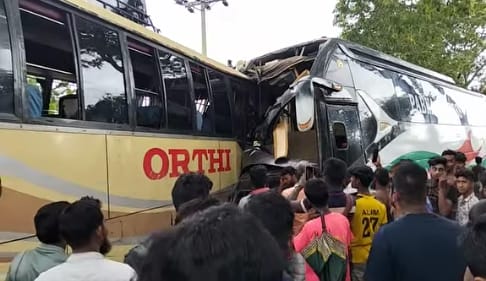 পাবনায় সড়ক দুর্ঘটনায় নিহত- ২