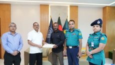 জিডি-মামলা ছাড়াই চোরাই মোবাইল উদ্ধার করে প্রকৃত মালিকের হাতে ফিরিয়ে দিলো সিটিটিসি