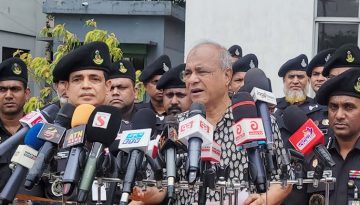 পুশইন কমে আসছে: স্বরাষ্ট্র উপদেষ্টা