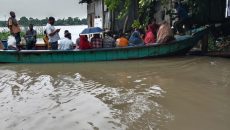 ঝালকাঠিতে বিভিন্ন নদীর পানি অস্বাভাবিকভাবে বৃদ্ধি, বন্যার শঙ্কায় স্থানীয়রা