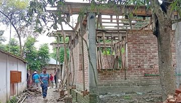 মাগুরায় জমি দখল করে ঘর নির্মাণের অভিযোগ বিএনপি নেতার বিরুদ্ধে