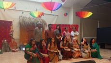 নর্থ সাউথ ইউনিভার্সিটির স্থাপত্য বিভাগে ‘গ্রাম বাংলা’ থিমে নবীনবরণ ও বিদায় অনুষ্ঠান