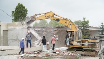 মিরপুরে পানি উন্নয়ন বোর্ডের ৩ একর জমি উদ্ধার, উচ্ছেদ অভিযানে ভ্রাম্যমাণ আদালত