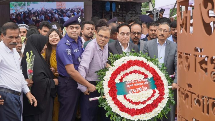 নারায়ণগঞ্জে দেশের প্রথম ‘জুলাই শহীদ স্মৃতিস্তম্ভ’ উদ্বোধন