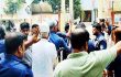 আদালত প্রাঙ্গণে আওয়ামী লীগ নেতাদের ওপর ডিম