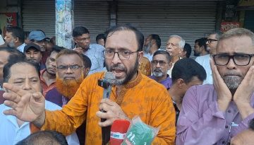 জুলাই গণঅভ্যুত্থানে শহীদদের স্মরণে ফেনী জেলা বিএনপির মৌন মিছিল