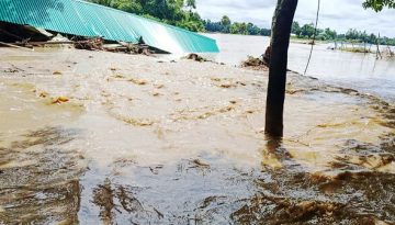 মুহুরী, কহুয়া ও সিলোনিয়ায় আবারও বাড়ছে পানি, ফের প্লাবিত ফেনী