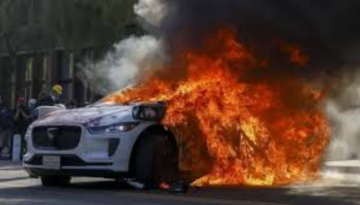 লস অ্যাঞ্জেলসে বিস্ফোরণ, নিহত ৩