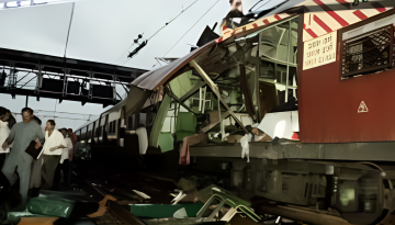 ২০০৬ মুম্বাই ট্রেন বিস্ফোরণ: ১৯ বছর পর দণ্ডপ্রাপ্ত ১২ অভিযুক্তকে মুক্তি