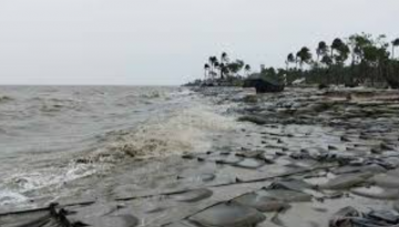 উপকূলীয় ১৫ জেলায় জলোচ্ছ্বাসের আভাস