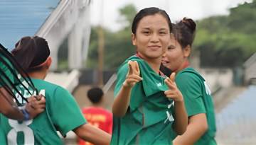 ঋতুপর্ণার খেলায় মুগ্ধ বাটলার, শোনালেন আক্ষেপ