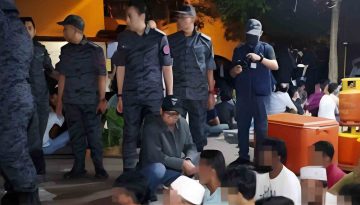 মালয়েশিয়ায় বাংলাদেশিসহ ৪৯৪ অবৈধ অভিবাসী আটক