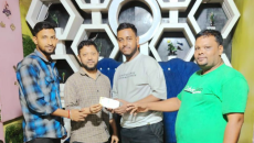 কুড়িয়ে পাওয়া টাকা মালিককে ফেরত দিয়ে দৃষ্টান্ত স্থাপন করলেন জাফর