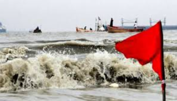দেশের ৪ সমুদ্রবন্দরে ৩ নম্বর সতর্কতা জারি