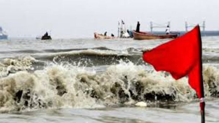 দেশের ৪ সমুদ্রবন্দরে ৩ নম্বর সতর্কতা জারি