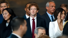 ওভাল অফিস থেকে জাকারবার্গকে ‘বেরিয়ে যেতে’ বলা নিয়ে বিতর্ক