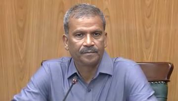 মিটফোর্ডে নারকীয় হত্যাকাণ্ডের দ্রুত বিচারে বদ্ধপরিকর সরকার: উপদেষ্টা আসিফ