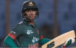 ৯ রানে সাজঘরে মিরাজ