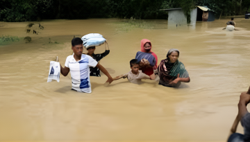 ফেনী-নোয়াখালী-লক্ষ্মীপুর-লালমনিরহাটে বাড়ছে পানি, দুর্ভোগে মানুষ