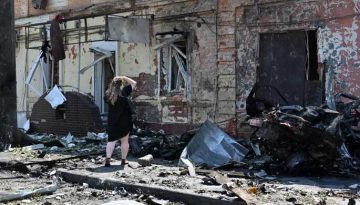 ইউক্রেনে রাশিয়ার ‘সবচেয়ে বড়’ হামলা: ৭২৮ ড্রোন ও ১৩টি ক্ষেপণাস্ত্র ব্যবহার