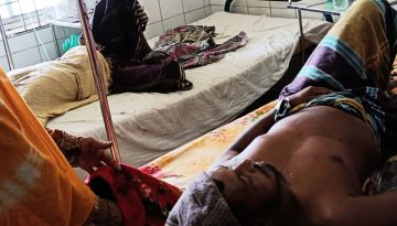 মুকসুদপুরে বিষ দিয়ে জমির ধান পোড়ানোকে কেন্দ্র করে সংঘর্ষে আহত ২০