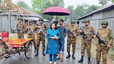 সাঁথিয়ায় অবৈধ স্থাপনা উচ্ছেদ করল উপজেলা প্রশাসন