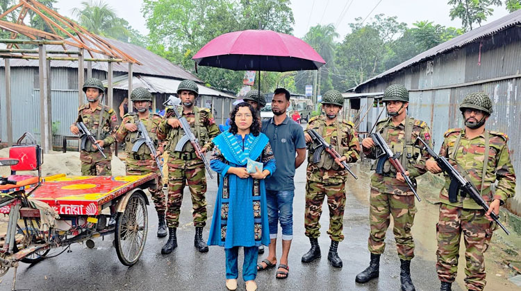সাঁথিয়ায় অবৈধ স্থাপনা উচ্ছেদ করল উপজেলা প্রশাসন